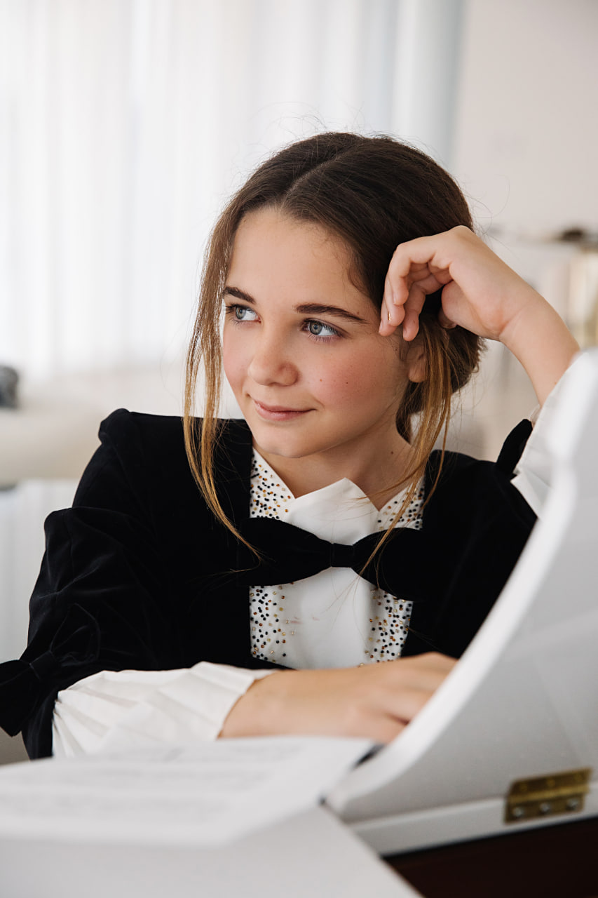 Kids / Juniors portrait photo 24 — makeup artist portfolio Miami
